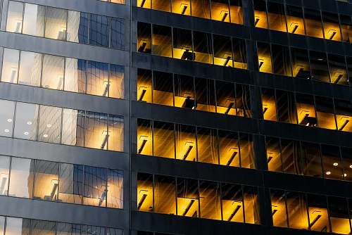 building gray concrete building new york